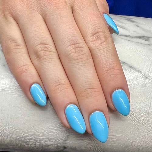 classic-manicure-nail-salon-pukekohe-franklin-simple-blue-nail-art